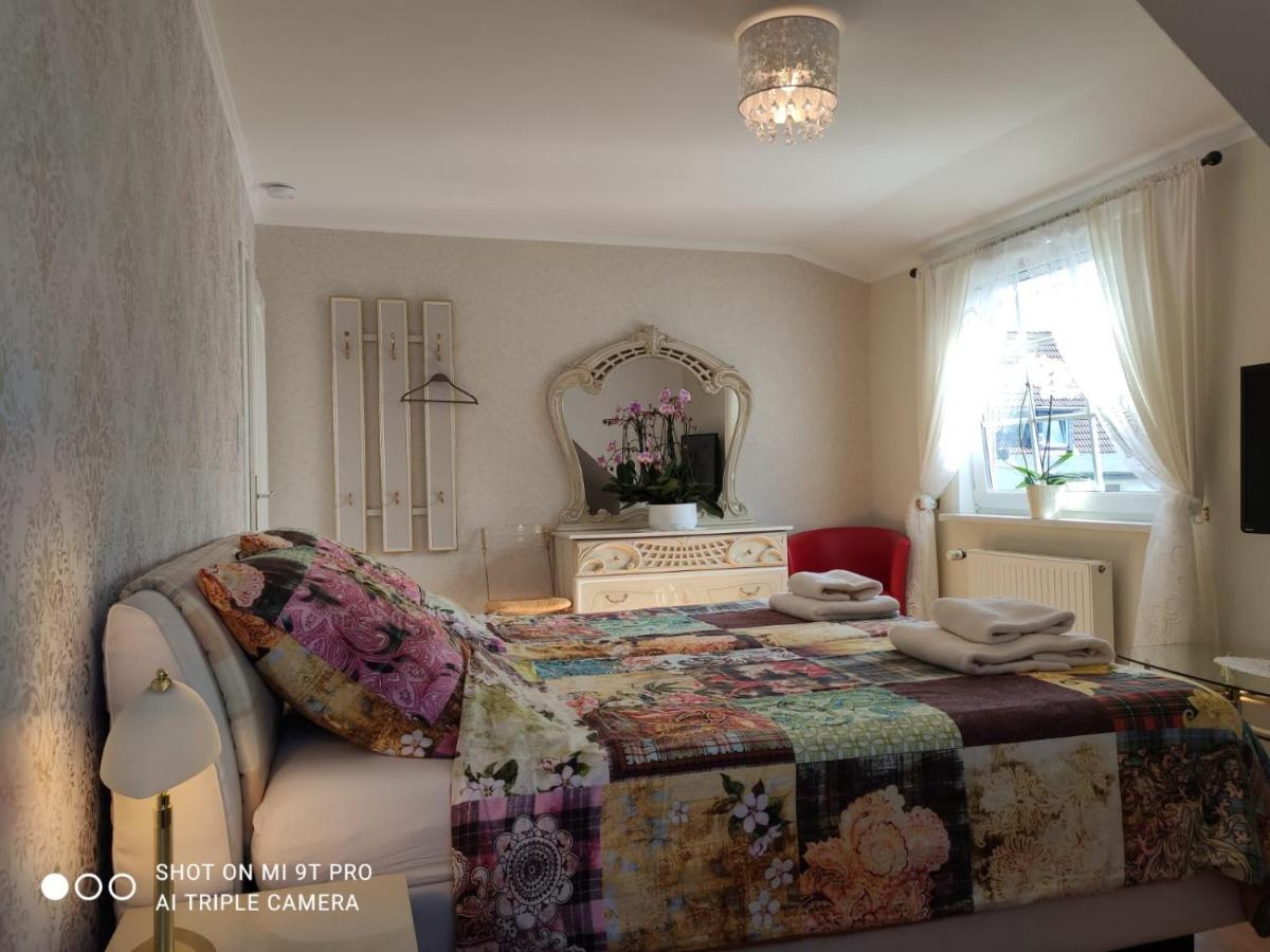 Blumen Apartment Hambourg Extérieur photo